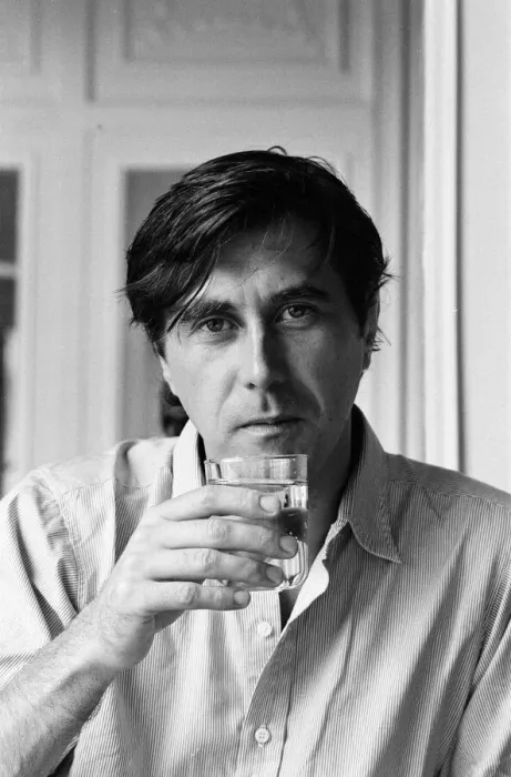 Framed Print : Bryan Ferry of Roxy Music at the Savoy Hotel, London. He is recovering from an illness in