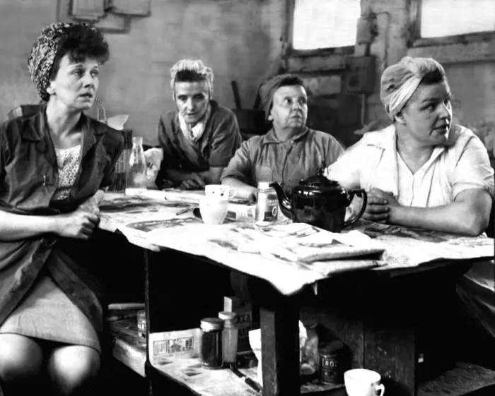 Framed Print : Four buffer girls, wives of Yorkshire miners, are having a cup of tea at their Sheffield Framed Print : Four buffer girls, wives of Yorkshire miners, are having a cup of tea at their Sheffield