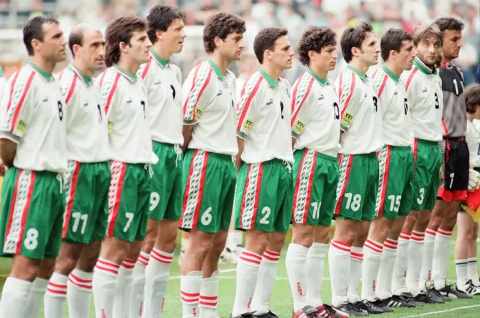 Framed Print : Bulgaria 1-0 Romania, Euro 1996 Group B match at St James Park, Newcastle Framed Print : Bulgaria 1-0 Romania, Euro 1996 Group B match at St James Park, Newcastle