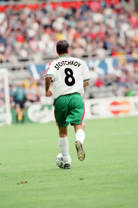Framed Print : Bulgaria 1-0 Romania, Euro 1996 Group B match at St James Park, Newcastle Framed Print : Bulgaria 1-0 Romania, Euro 1996 Group B match at St James Park, Newcastle