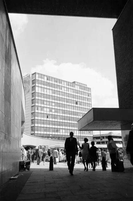 Framed Print : Bullring Open Air Market and Shopping Centre, Birmingham, 27th July 1963 Framed Print : Bullring Open Air Market and Shopping Centre, Birmingham, 27th July 1963