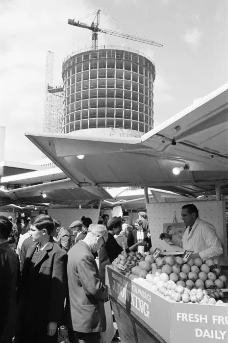 Framed Print : Bullring Open Air Market, Shopping Centre and Rotunda, Birmingham, 27th July 1963