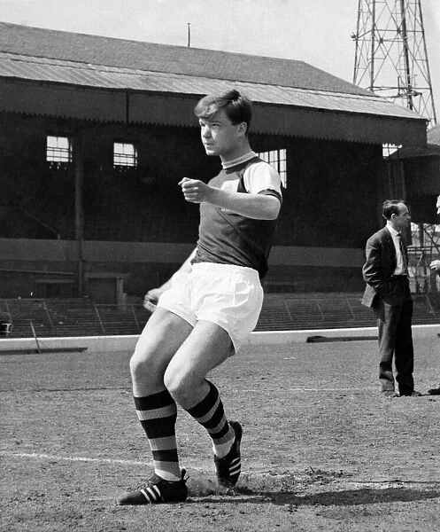 Burnley Footballer: Alex Elder. May 1962 P006213