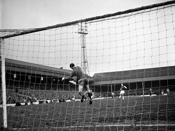 Burnley v. Everton. 30th December 1967