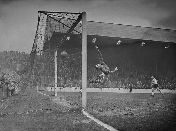 Burnley v Sheffield Wednesday league match at Turf Moor 2nd April 1960