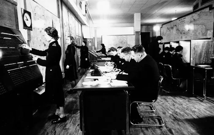 Framed Print : Busy port of london communications room during WW2 Framed Print : Busy port of london communications room during WW2