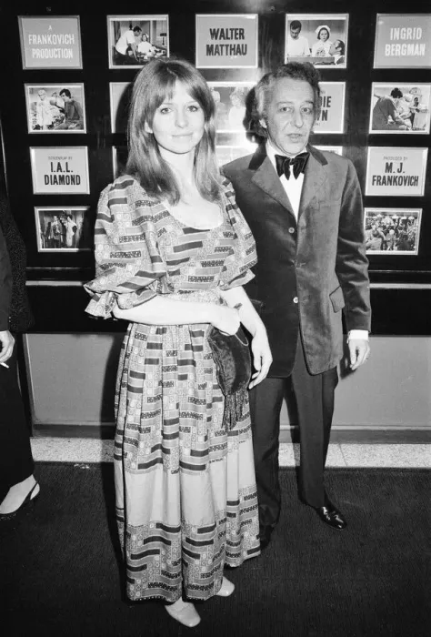 Framed Print : Cactus Flower 1970 film premiere at the Columbia Theatre, Shaftesbury Avenue, London Framed Print : Cactus Flower 1970 film premiere at the Columbia Theatre, Shaftesbury Avenue, London