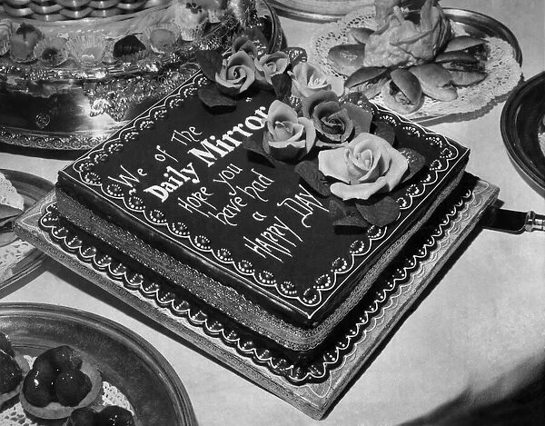 A cake made for coal miners wives who enjoy an outing organised by the Daily Mirror