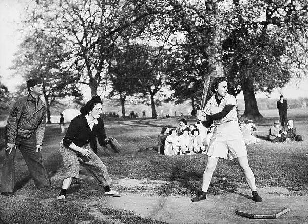 Canadians in England playing baseball in Hyde Park during the Second World War