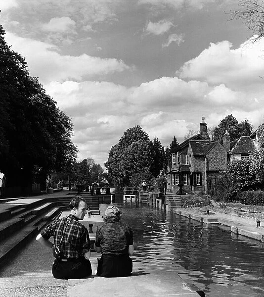 Canal scenes in Maidenhead, Berkshire. June 1954