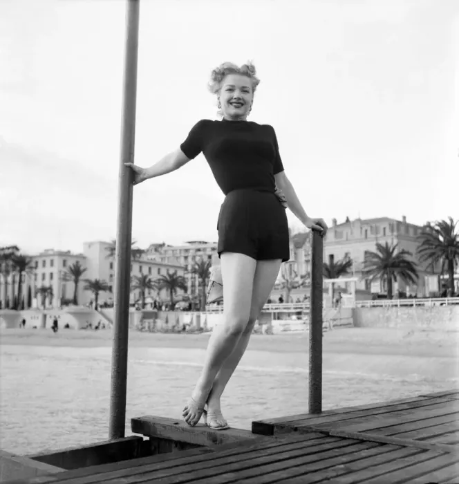 Framed Print : Cannes Film Festival 1953. Actress Ann Baxter. D3118-053 Framed Print : Cannes Film Festival 1953. Actress Ann Baxter. D3118-053