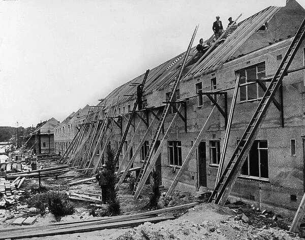 Cantril Farm Estate, Mab Lane, West Derby, under construction, 15th July 1946