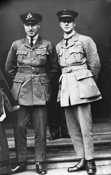 Captain John William Alcock (left) and Lieut Arthur Whitten-Brown (right