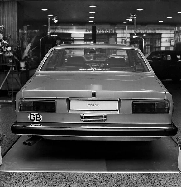 Car: Rolls - Royce. March 1975 75-01280