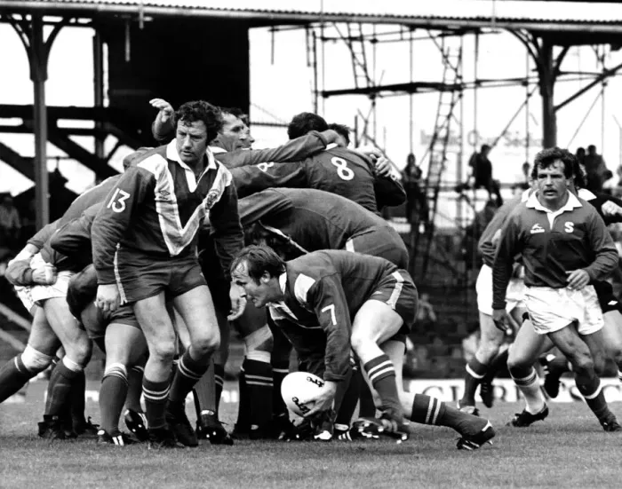 Framed Print : The Cardiff Blue Dragons Rugby League team in action against Salford at Ninian Park