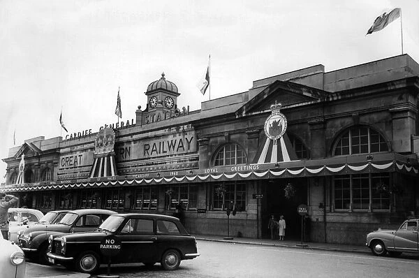 Cardiff Central railway station, decorated for the National Eisteddfod of Wales