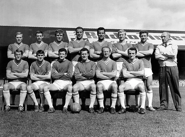 Cardiff City football team group, 1963-64. Back Row: Gareth Williams, Barrie Hole