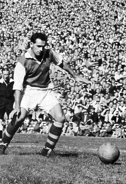 Cardiff City legend Ron Stitfall in action, 1949