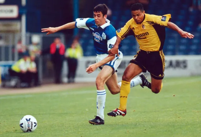 Framed Print : Cardiffs Mark Delaney beats Fulhams John Salako to the ball Framed Print : Cardiffs Mark Delaney beats Fulhams John Salako to the ball