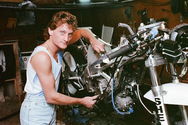 Carl Fogarty, Motorbike Racer, aged 23 years old, 22nd September 1988