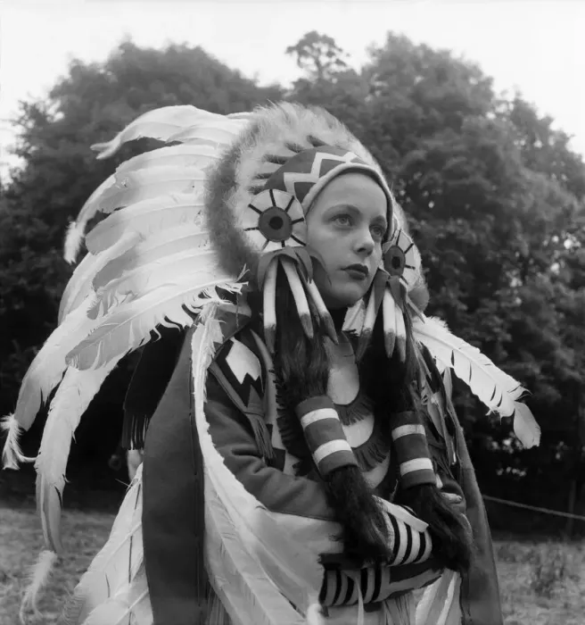 Framed Print : Carol Gray dressed as a Indian takes part in the Cal McAndrew rodeo show