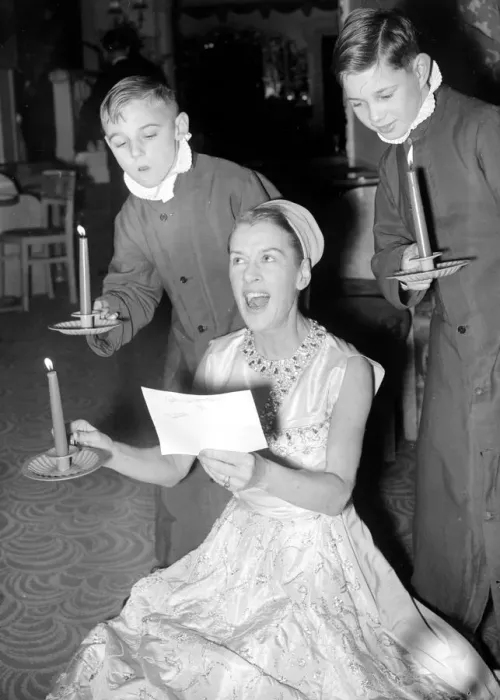 Framed Print : Carol singers at the Cafe de Paris, London. December 1954 Neg No E8886 Framed Print : Carol singers at the Cafe de Paris, London. December 1954 Neg No E8886