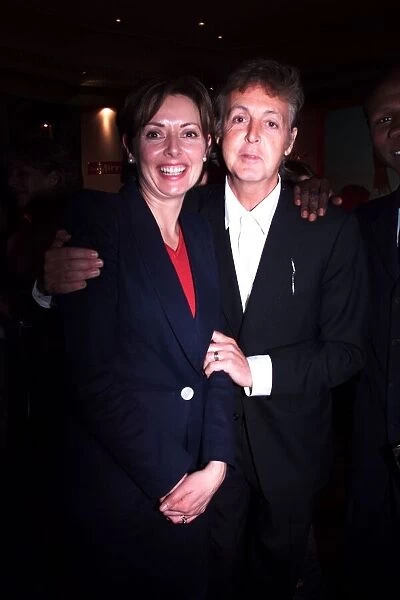 Carol Vorderman and Paul McCartney May 1999 at the Mirror Pride of Britain Awards