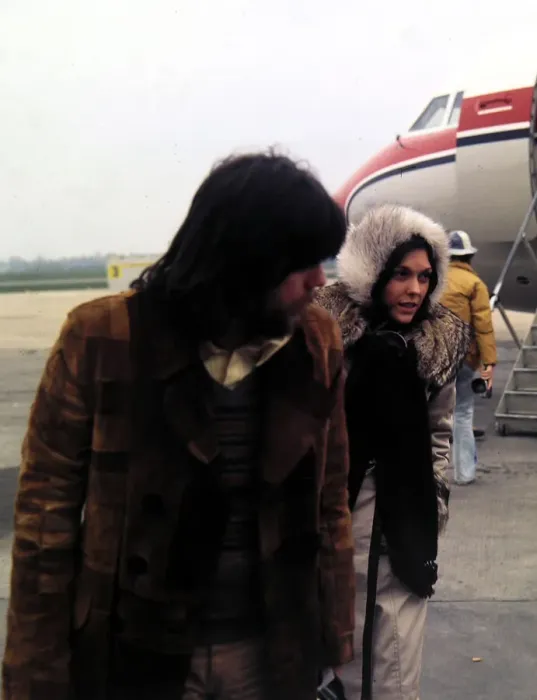 Framed Print : The Carpenters - Pop Group Karen Carpenter arriving at Birmingham airport Framed Print : The Carpenters - Pop Group Karen Carpenter arriving at Birmingham airport