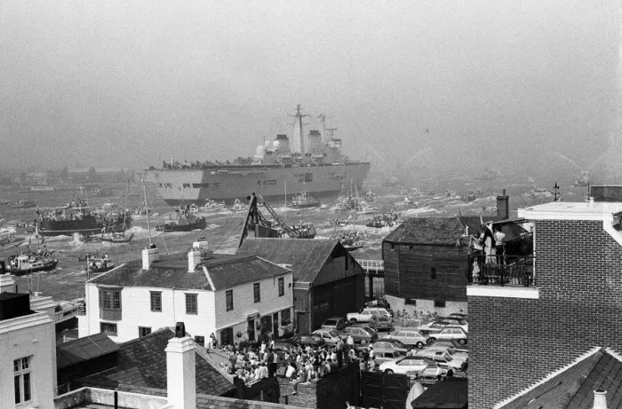 Framed Print : The carrier HMS Invincible sailed home from the Falklands to a tumultuous welcome Framed Print : The carrier HMS Invincible sailed home from the Falklands to a tumultuous welcome