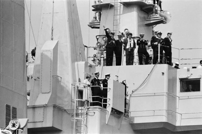 Framed Print : The carrier HMS Invincible sailed home from the Falklands to a tumultuous welcome Framed Print : The carrier HMS Invincible sailed home from the Falklands to a tumultuous welcome