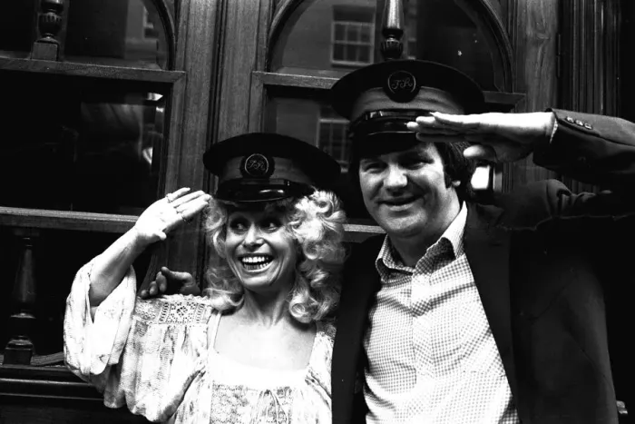 Framed Print : Carry-on actress Barbara Windsor with local comedian Spike Rawlings outside the Threatre Framed Print : Carry-on actress Barbara Windsor with local comedian Spike Rawlings outside the Threatre