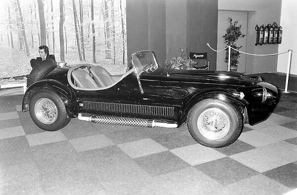 Cars  /  Motoring  /  Driving: Geneva Motor Show. March 1975 75-01419-011