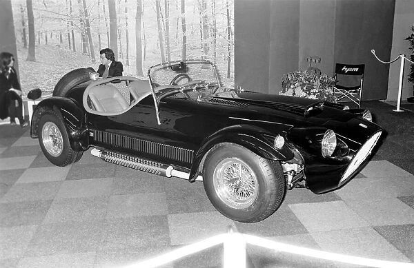Cars  /  Motoring  /  Driving: Geneva Motor Show. March 1975 75-01419-012