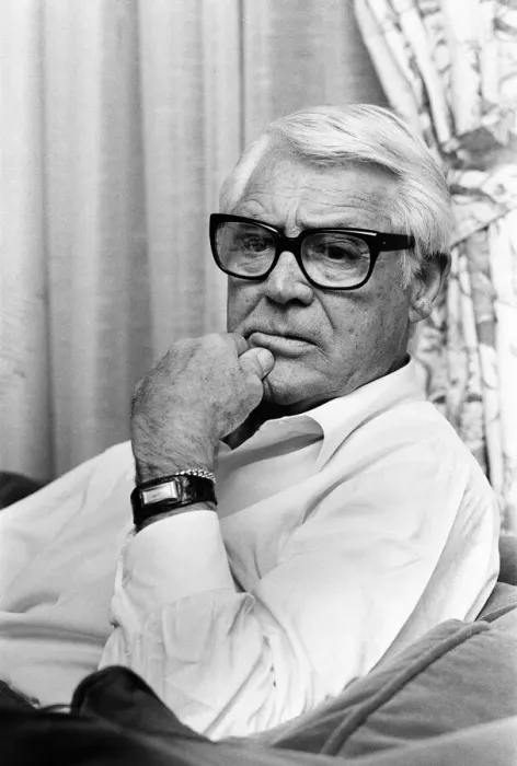 Framed Print : Cary Grant, interview with Sunday Mirror Journalist Eve Pollard