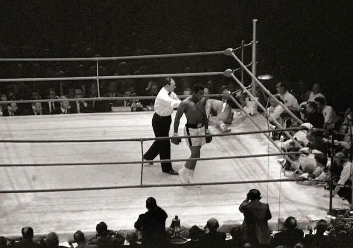 Framed Print : Cassius Clay August 1966 Title fight against Brian London Boxing, 1960s