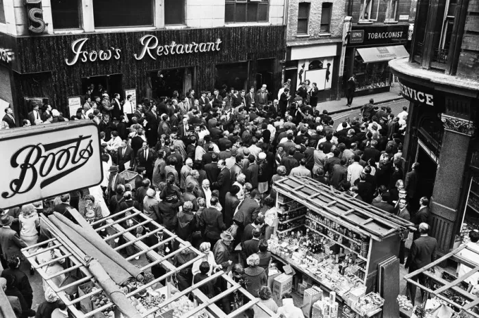 Framed Print : Cassius Clay leaves the crowded Soho restaurant back to his hotel. 19th May 1966 Framed Print : Cassius Clay leaves the crowded Soho restaurant back to his hotel. 19th May 1966