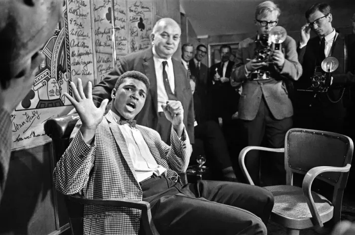 Framed Print : Cassius Clay, in London for fight against Henry Cooper, London, 27th May 1963