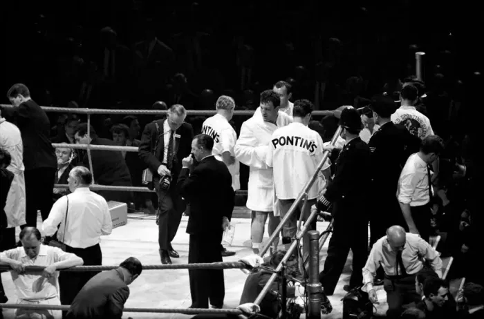 Framed Print : Cassius Clay v. Brian London at Earls Court: Brian London seen here looking across