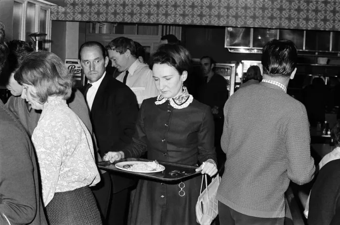 Framed Print : The cast of Coronation Street on set. Eileen Derbyshire has lunch in Framed Print : The cast of Coronation Street on set. Eileen Derbyshire has lunch in