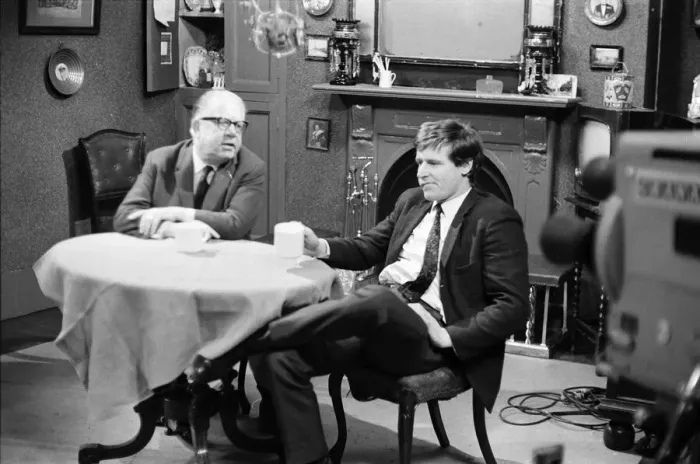 Framed Print : The cast of Coronation Street on set. Jack Howarth and Bill Roache