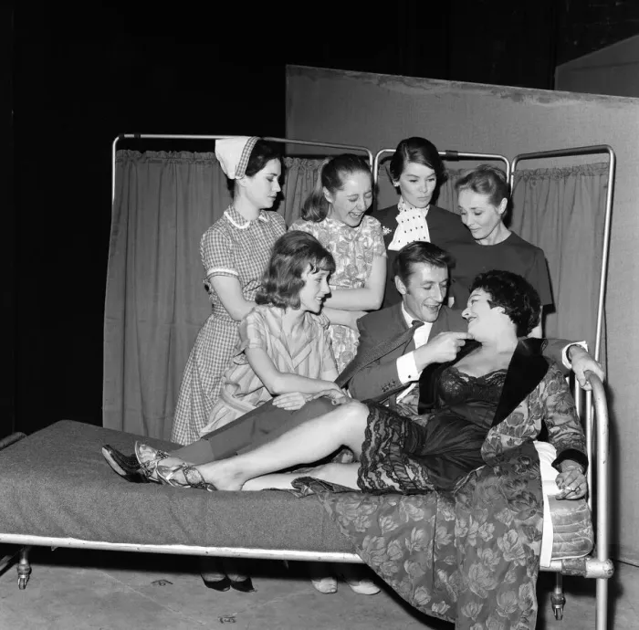 Framed Print : The cast of a new comedy play called Alfie, written by Bill Naughton Framed Print : The cast of a new comedy play called Alfie, written by Bill Naughton