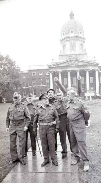 Framed Print : Cast of TV programme Dads Army in costume for the opening of the Imperial War Museam Framed Print : Cast of TV programme Dads Army in costume for the opening of the Imperial War Museam