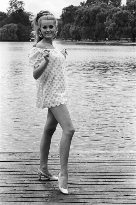 Framed Print : Celeste Yarnall, American actress, The Boating Lake, Regents Park, London Framed Print : Celeste Yarnall, American actress, The Boating Lake, Regents Park, London