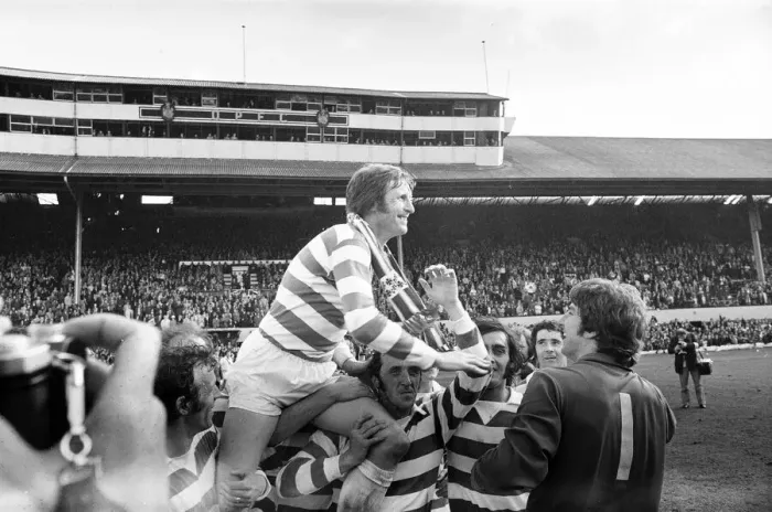 Framed Print : Celtic 3-1 Airdrie, Scottish FACup Final, Hampden Park, Glasgow, Scotland Framed Print : Celtic 3-1 Airdrie, Scottish FACup Final, Hampden Park, Glasgow, Scotland