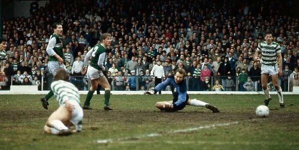 Celtic score past Alan Rough April 1986