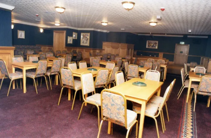 Framed Print : The Central, Public House in Middlesbrough, Teesside, 29th November 1994