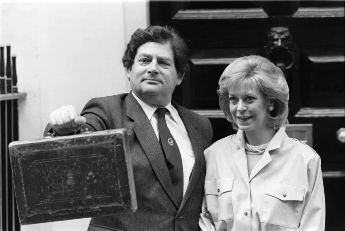 Framed Print : CHANCELLOR OF THE EXCHEQUER NIGEL LAWSON WITH HIS WIFE THERESE ON BUDGET DAY OUTSIDE