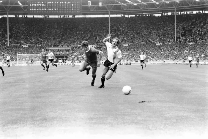 Framed Print : Charity Shield: Manchester United v. Liverpool F. C. August 1977 77-04358-046 Framed Print : Charity Shield: Manchester United v. Liverpool F. C. August 1977 77-04358-046