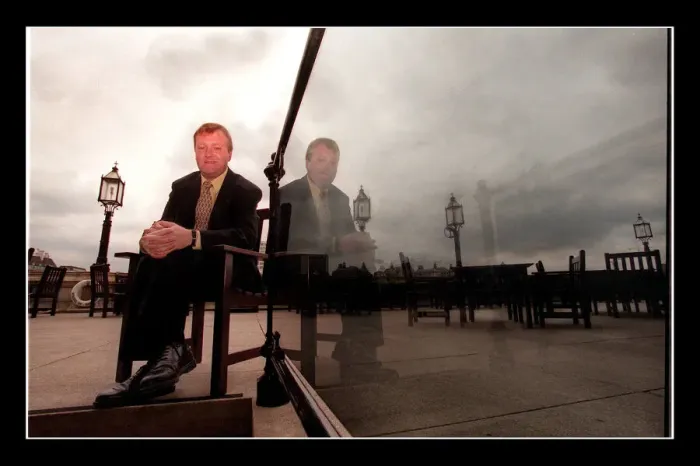 Framed Print : CHARLES KENNEDY pictured on the terrace at the Palace of Westminster June 1999 Framed Print : CHARLES KENNEDY pictured on the terrace at the Palace of Westminster June 1999