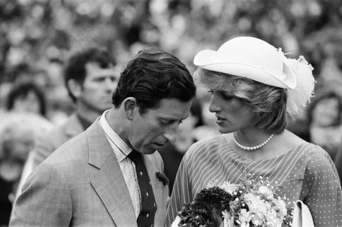 Framed Print : Charles, Prince of Wales and Diana, Princess of Wales visit Auckland, New Zealand Framed Print : Charles, Prince of Wales and Diana, Princess of Wales visit Auckland, New Zealand